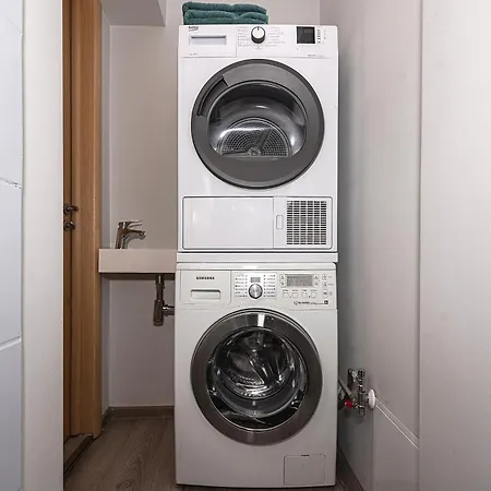Apartment Algirdo Apartments, Self Check-in, Free Private Parking