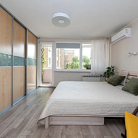 Algirdo Apartments, Self Check-in, Free Private Parking Апартаменты