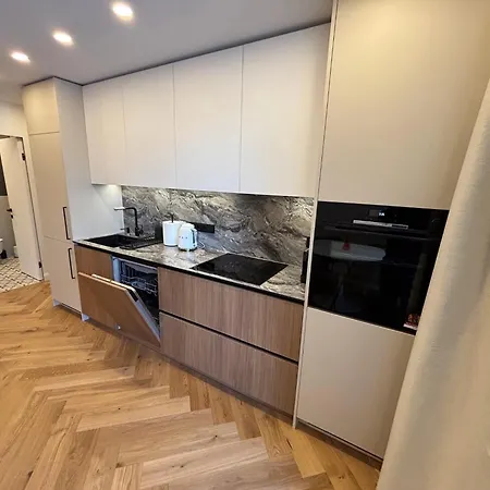 Algirdo Apartments, Self Check-in, Free Private Parking * ヴィリニュス