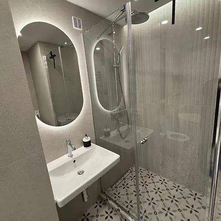 Algirdo Apartments, Self Check-in, Free Private Parking 维尔纽斯