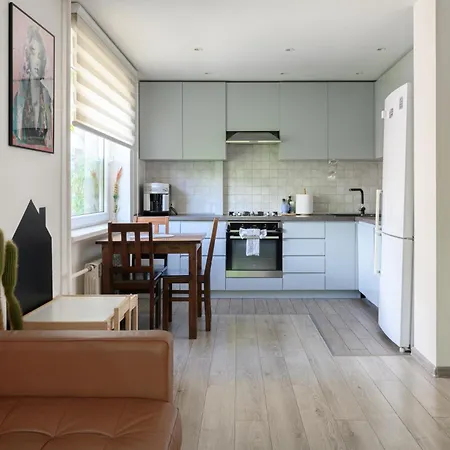 Algirdo Apartments, Self Check-in, Free Private Parking * Vilnius